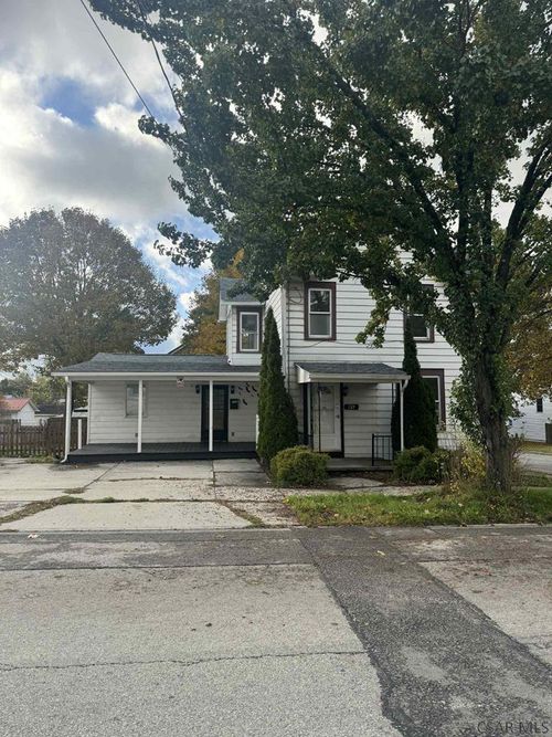 129 W Sanner St, Somerset, PA, 15501-2212 | Card Image