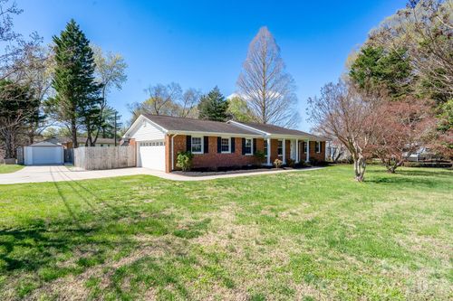 1885 N Enochville Ave, China Grove, NC, 28023-7569 | Card Image