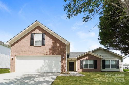 8615 Appledale Dr, Charlotte, NC, 28262-6493 | Card Image