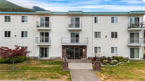 304-611 Macmillan Dr, Sayward, BC, V0P1R0 | Card Image