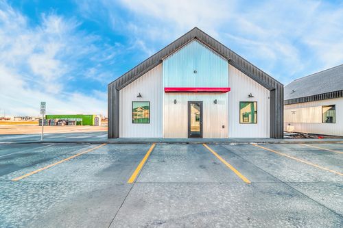 4180 53rd Ave S, Fargo, ND, 58104 | Card Image