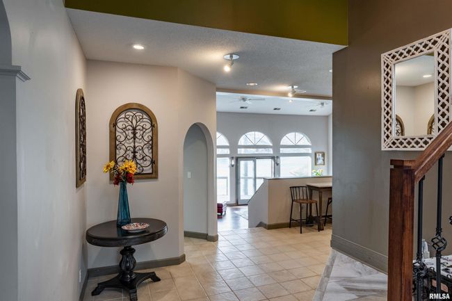 168 Lake Indian Hills Cir, House other with 4 bedrooms, 5 bathrooms and null parking in Carbondale IL | Image 5