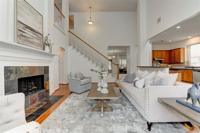 7810 Timber View Ct, House other with 4 bedrooms, 4 bathrooms and 2 parking in Houston TX | Image 15