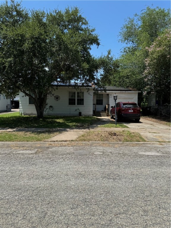 Verner Dr, Corpus Christi, TX 78415