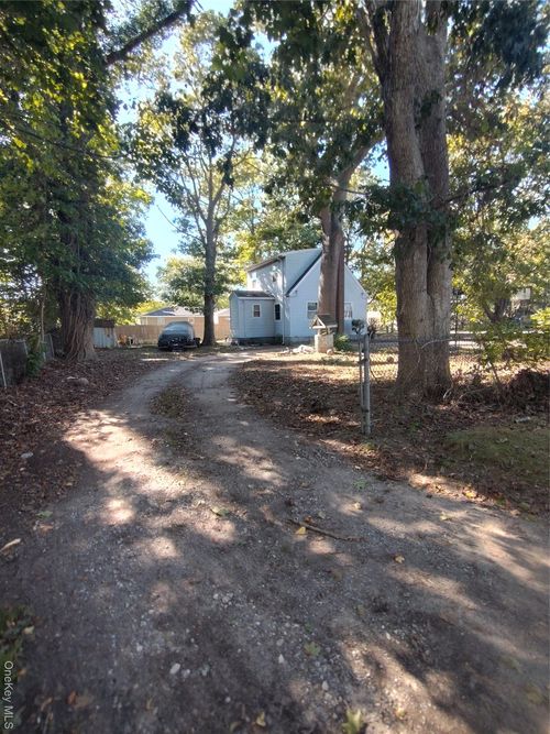 16 Neighborhood Rd, Mastic Beach, NY, 11951-5011 | Card Image