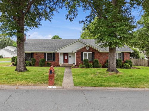 2910 Wicket St, Conway, AR, 72034-6184 | Card Image