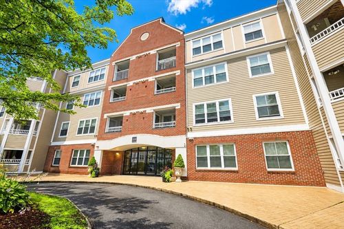 315-318 Rindge Ave, Cambridge, MA, 02140-3150 | Card Image
