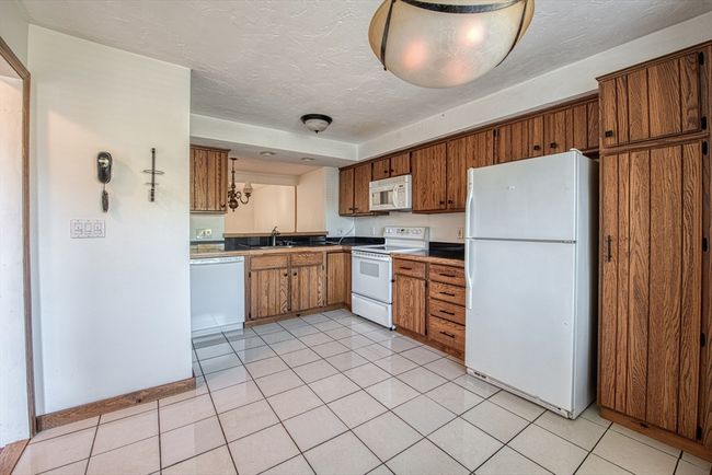 UNIT-32 - 1012 Pleasant St, Condo with 2 bedrooms, 3 bathrooms and 1 parking in Weymouth MA | Image 7
