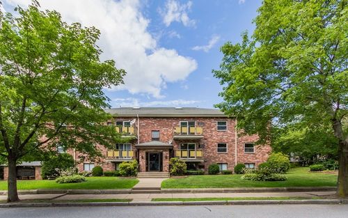 apt-c1-43 Burnham St, Belmont, MA, 02478-1268 | Card Image