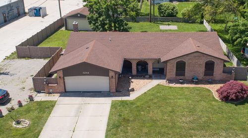 3244 Dearborn St, Wayne, MI, 48184-1403 | Card Image
