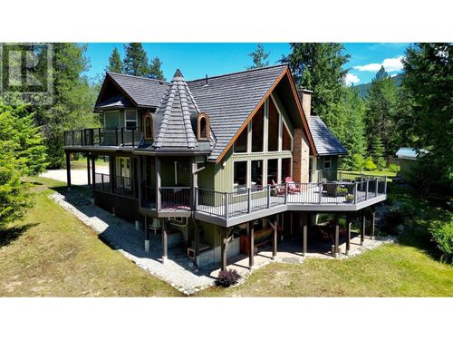 3306 Krestova Rd, Krestova, BC, V0G1H2 | Card Image