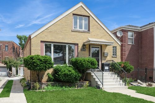 8460 River Grove Ave, River Grove, IL, 60171-1609 | Card Image