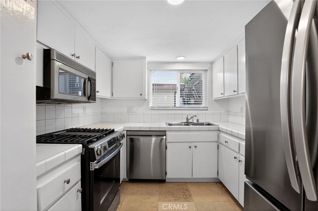 Residential in Canyon Country 5