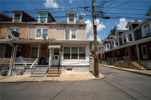 237 E Maple St, Allentown, PA, 18109-2539 | Card Image