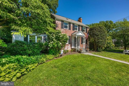 5901 Devonshire Dr, BETHESDA, MD, 20816-3417 | Card Image