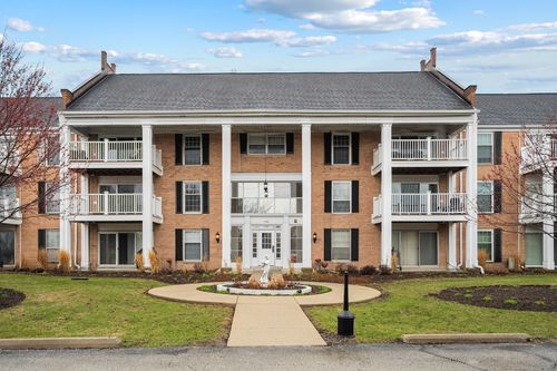 apt-202a-5501 Carriageway Dr, Rolling Meadows, IL, 60008-3912 | Card Image