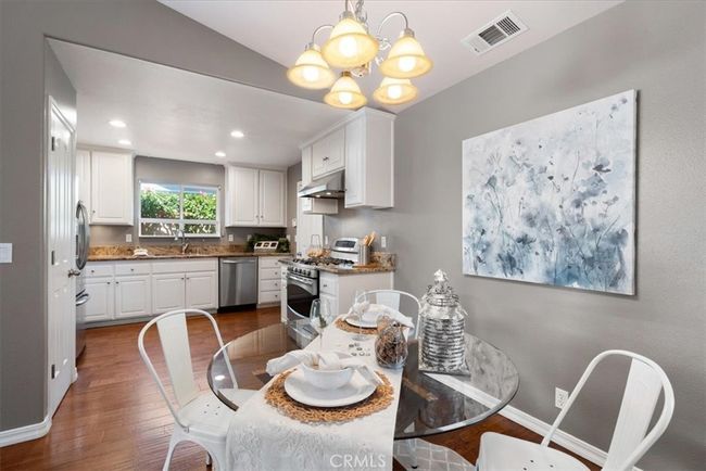 Dining and kitchen | Image 6