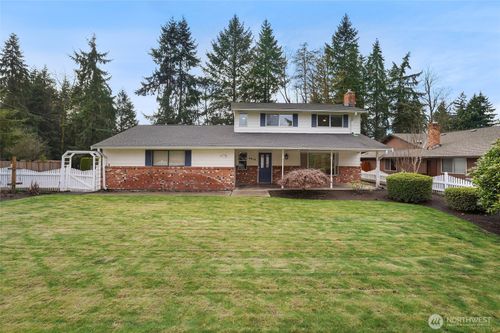 5810 36th Avenue E, Tacoma, WA, 98443 | Card Image