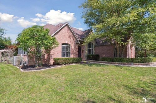 385 Golfview Way, Monroe, MI, 48162-8858 | Card Image