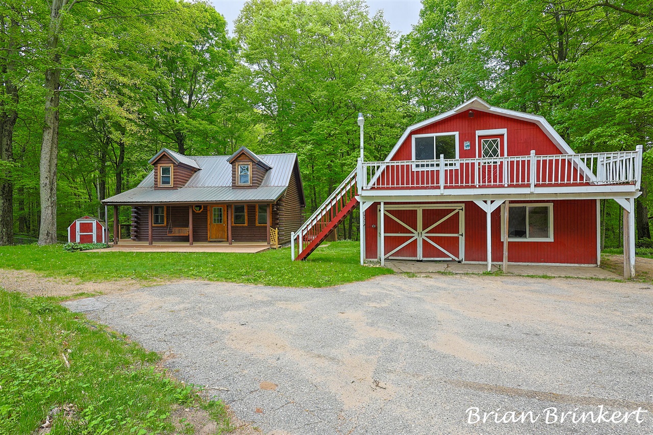 Fawn Ave, White Cloud, MI 49349