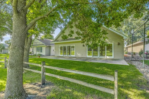 332 Waite Ave S, Saint Cloud, MN, 56301-7342 | Card Image