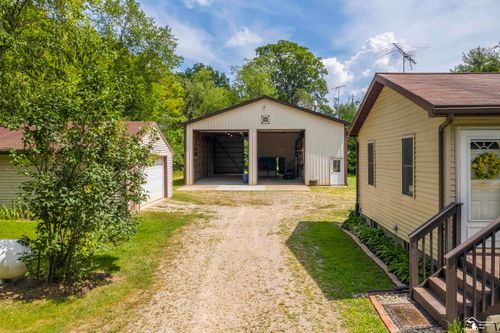 12701 Ayres Hwy, Tipton, MI, 49287-9509 | Card Image