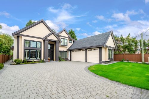 {{alt}} | Card Image