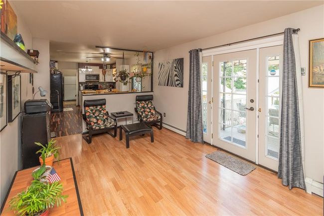 Family Room | Image 19