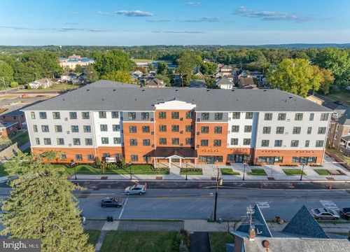 apt-108-624 Main St, ROYERSFORD, PA, 19468-2438 | Card Image