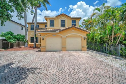 2155 Sw 156th Ct, Miami, FL, 33185-5452 | Card Image