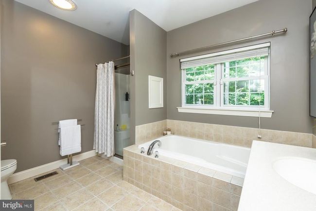 75 Caernarvon Dr, House other with 4 bedrooms, 3 bathrooms and null parking in Elverson PA | Image 19