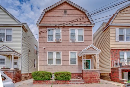 4-133 West 5th St, Bayonne, NJ, 07002 | Card Image
