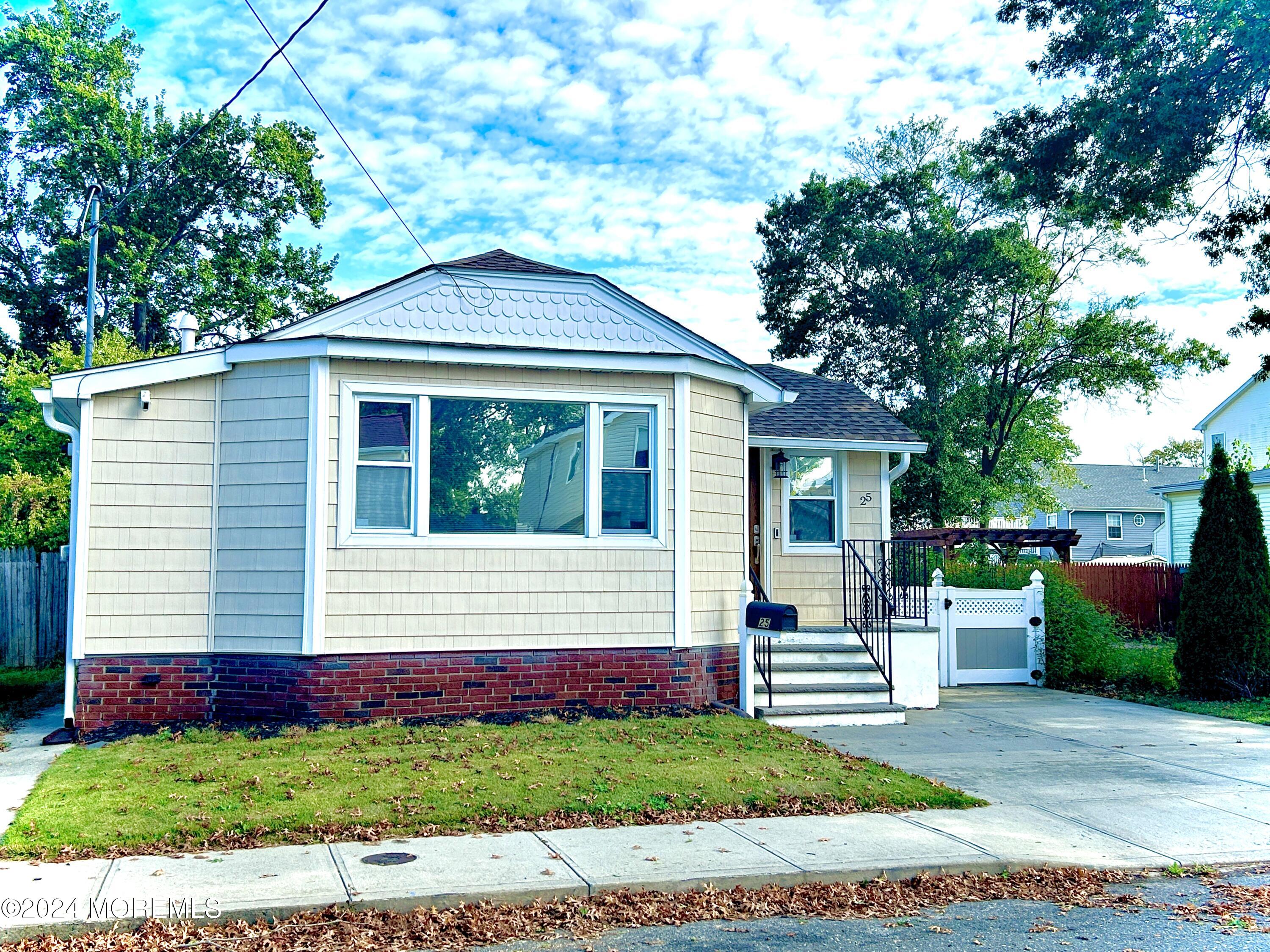 Lakewood Ave, Keansburg, NJ 07734