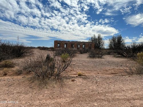 1-through-9-000 W Parnal Ave, Douglas, AZ, 85607 | Card Image