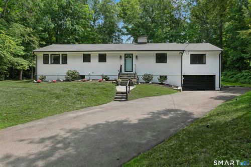 24 Smoke Hill Dr, Stamford, CT, 06903-3817 | Card Image