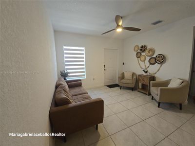 489 - 489 NE 4th St, Townhouse with 4 bedrooms, 3 bathrooms and null parking in Florida City FL | Image 3