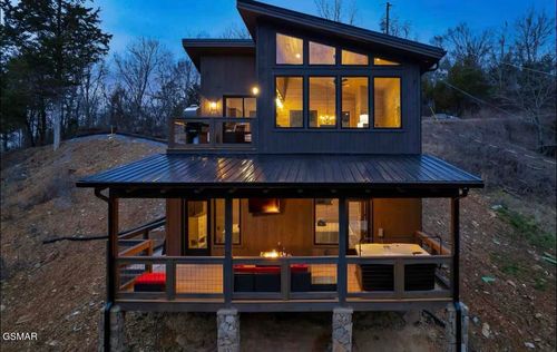 1508 Mountain Dr, Sevierville, TN, 37876-8723 | Card Image