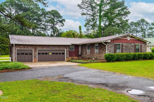5920 Hobbton Hwy, Clinton, NC, 28328-5842 | Card Image