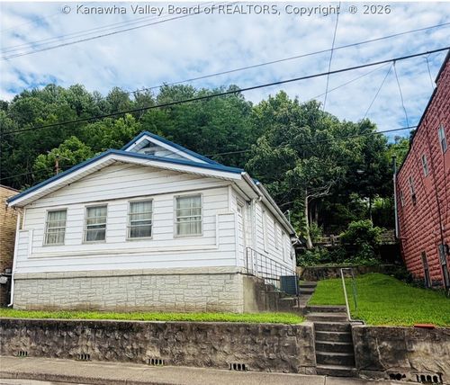 326 Main Street, Fayetteville, WV, 25085 | Card Image