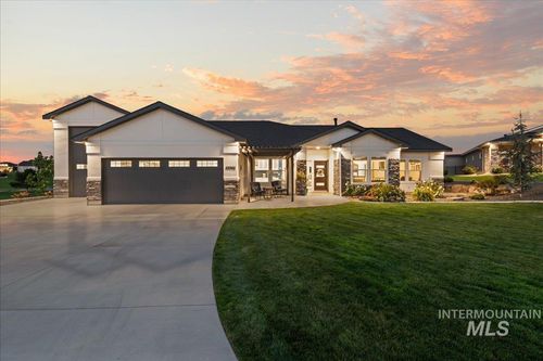 22962 Signature Pointe Ln, Wilder, ID, 83676-5555 | Card Image