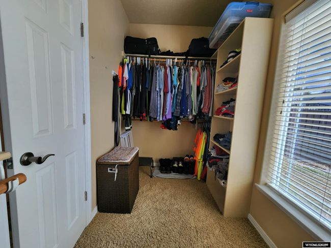 510 Oak Creek Dr, House other with 6 bedrooms, 3 bathrooms and null parking in Rock Springs WY | Image 17
