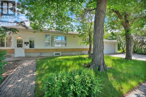 715 Connaught St, Regina, SK, S4T4S5 | Card Image