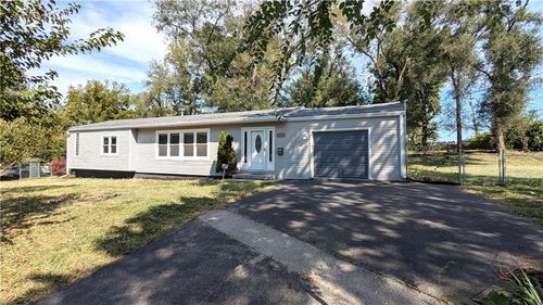 2201 Nw Vesper St, Blue Springs, MO, 64015-3242 | Card Image