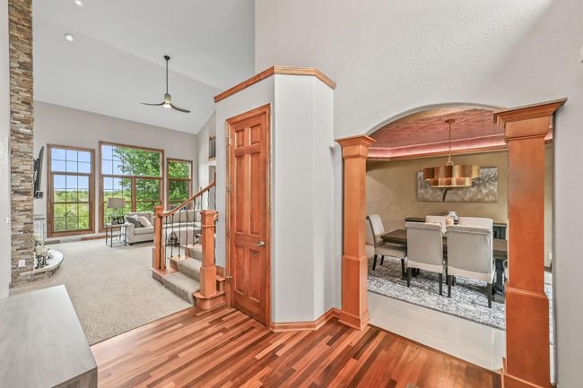 W226N3550 Wethersfield Road, House other with 5 bedrooms, 3 bathrooms and null parking in Pewaukee WI | Image 4