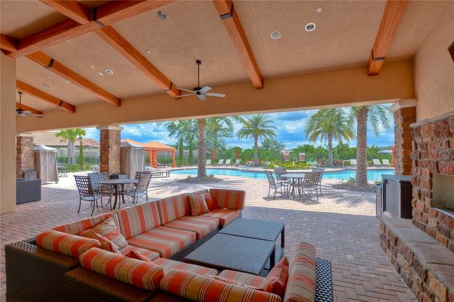 8433 Alberata Vista Dr, House other with 2 bedrooms, 2 bathrooms and null parking in Tampa FL | Image 56