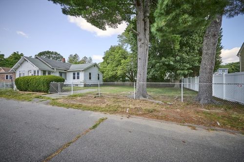 15 Moray St, Lynn, MA, 01904 | Card Image
