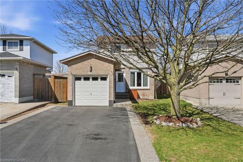 107 Broughton Ave, Hamilton, ON, L8W3S7 | Card Image