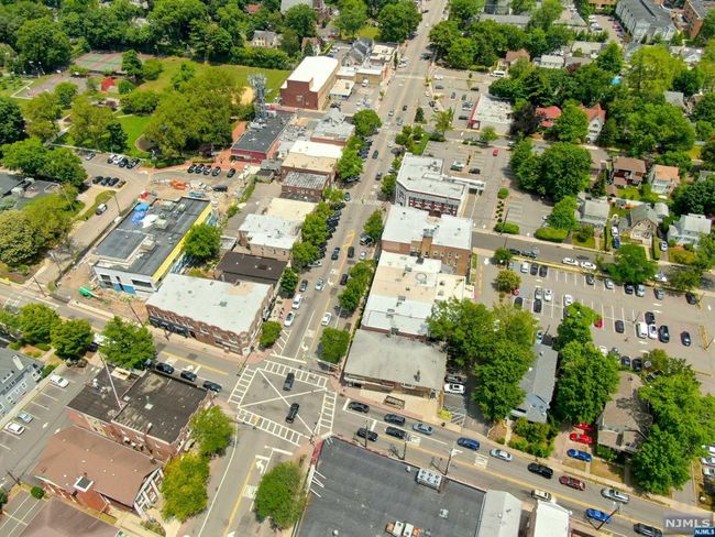 335 - 333-335 Broad Ave, Home with 0 bedrooms, 0 bathrooms and null parking in Leonia NJ | Image 6