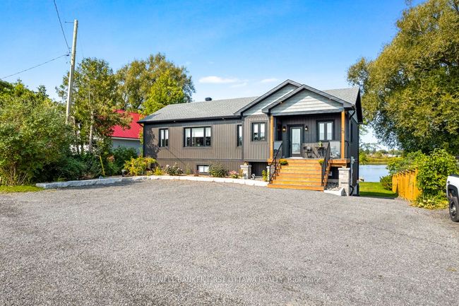 38 Tuttle Pt, House other with 3 bedrooms, 3 bathrooms and 6 parking in Johnstown ON | Image 5