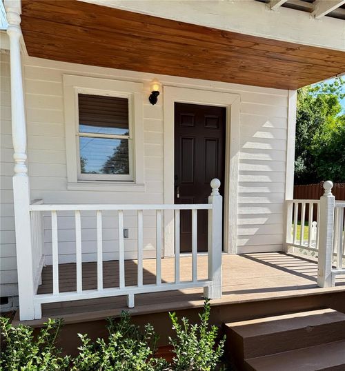 333 S Grove St, EUSTIS, FL, 32726-4183 | Card Image